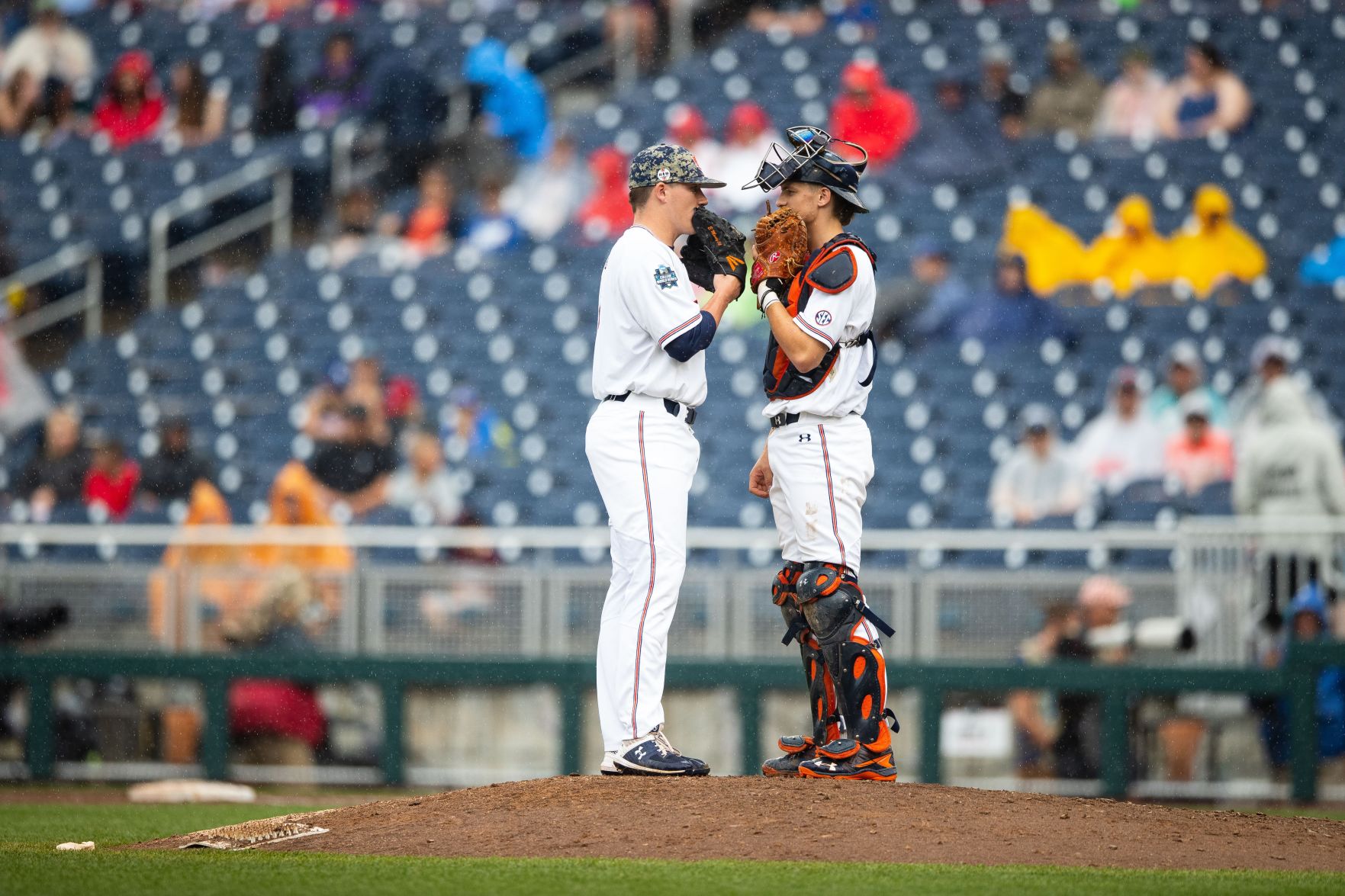 Auburn vs. Louisville at the College World Series